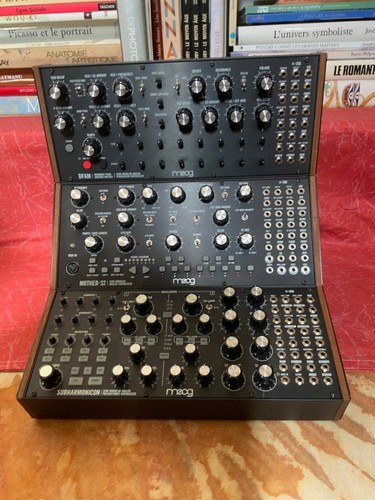 Moog studio synthétiseur - moog,