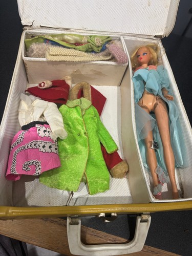 Vntg 1967 barbie - 'n, turn