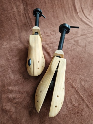 Paire embauchoirs bois - d'embauchoirs, en