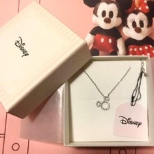 Collier pendentif Disney