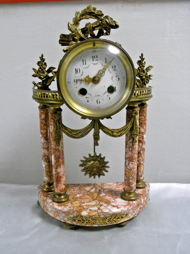 Ancienne horloge - 🇫🇷,