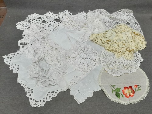 Lot une dizaine napperons - lot,