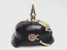 Casque allemand en cuir