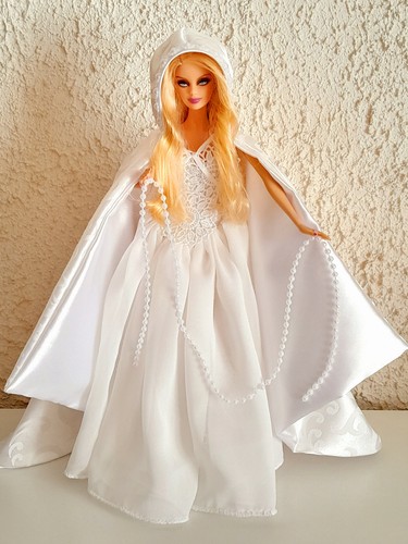 Barbie dame blanche - barbie,
