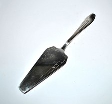 Pelle à tarte moderniste