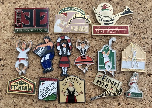 Rare lot pin pins - lot, 14