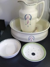 Ensemble de toilette ancien