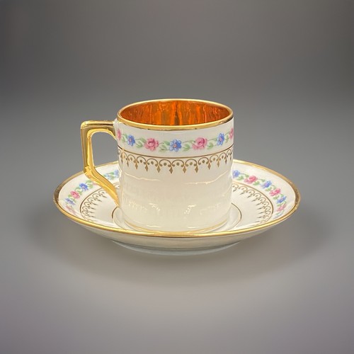 Tasse moka porcelaine - À, de