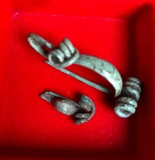 Early Iron Age Pair of Ancient Italic Bronze Fibula (8th-6th Cent BC), Patina+++