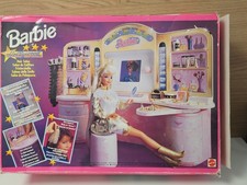 Vintage Barbie Beauty Center