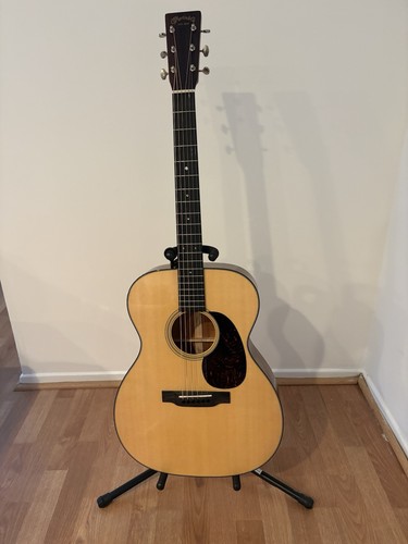 Martin 000 acoustic guitar - acoustic,