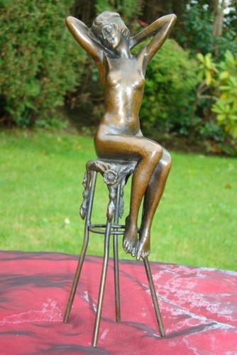 Statue sculpture demoiselle - statue,