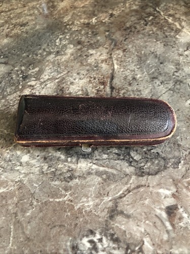 Ancien fumé cigarette ambre - ,