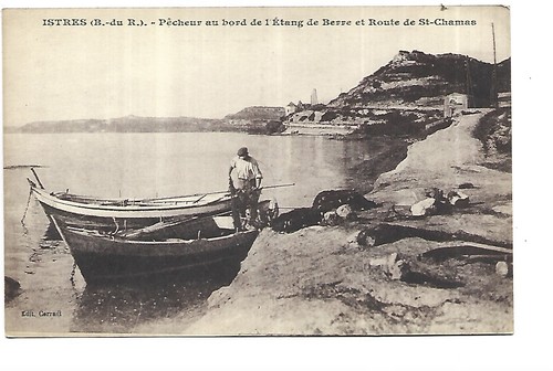 Istres pecheur bord - pecheur, au