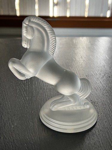 Mascotte petite sculpture - ou,