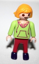 PLAYMOBIL 5306 ENFANT FILLE