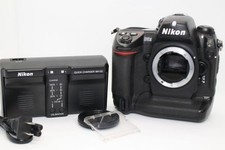 Boîtier reflex numérique Nikon NIKON D2X #Z5324 avec chargeur