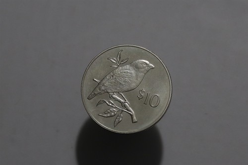 Fiji 10 dollars - 🧭,