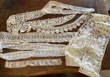 Ensemble de dentelles anciennes, fuseaux, filets, entre-deux, etc 7 pièces