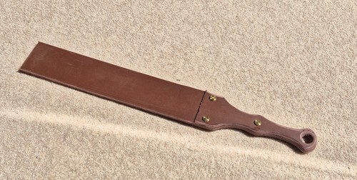 Deux sangles cuir avec - sangles,