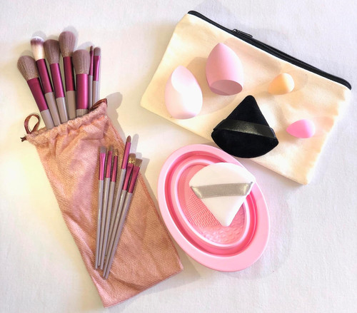 Pinceaux maquillage - 13,