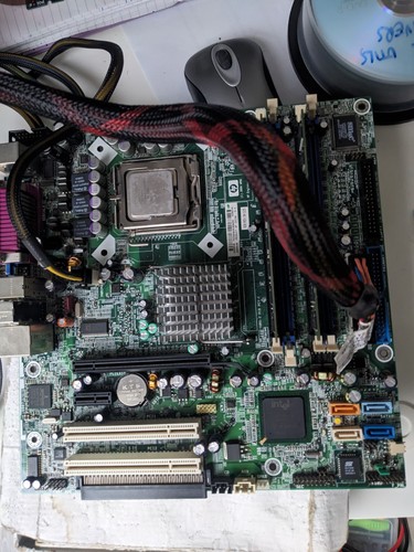 Compaq socket 775 motherboard - 775,