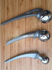 Lot de 3 prothèses de hanche