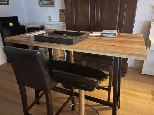 Table haute bois - en,