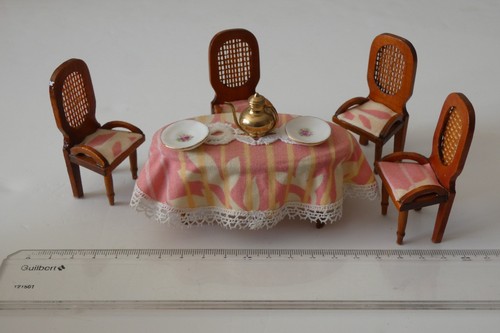 Petit meuble maison - de,