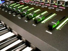 Set of 9 Fader Knobs for Korg