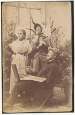 Anonyme peintre fleurs véranda famille 2 photos photographie albumine