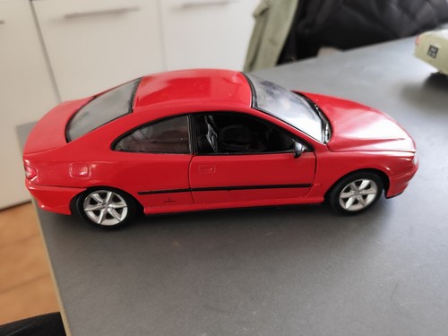 Peugeot 406 coupé - 1/18,
