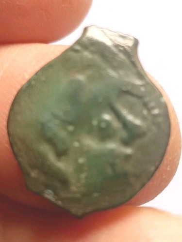 Monnaie gauloise petit - -,