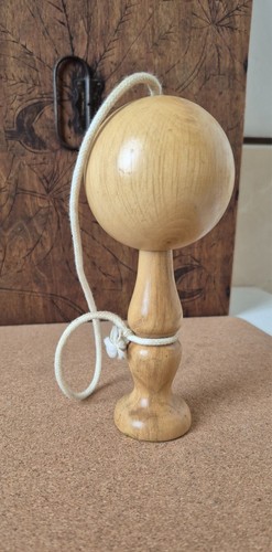 Bilboquet bois vintage le - en, "le