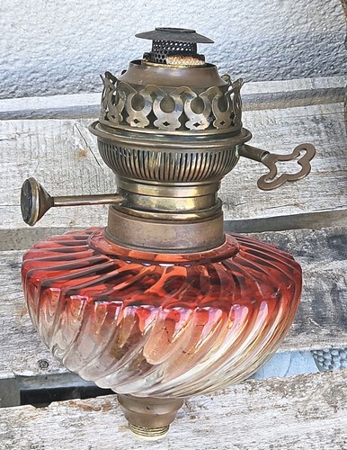 Ancien réservoir lampe à - lampe,