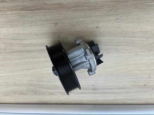 Pompe eau voiture - pompe,
