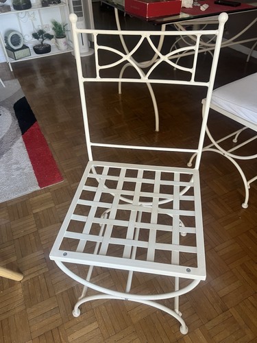 Chaise métal blanc avec