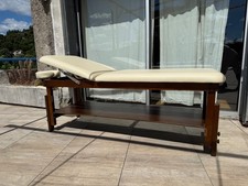 table de massage stationnaire