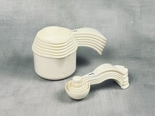 Tupperware Measuring Cups & Spoons Complete Set 6 Each Curved Handles Vintage Aa