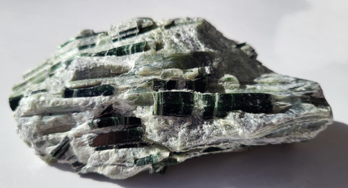 Tourmaline sur actinote lac - sur,