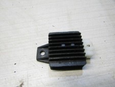 regulateur de tension scooter