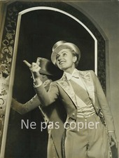 CABARET vers 1950 music-Hall