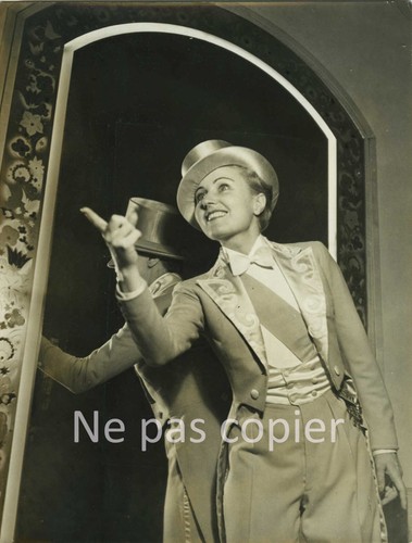 Cabaret vers 1950 - cabaret, music-hall