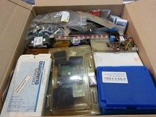 Lot 4,750 kg composant électronique informatique vintage condensateur résistance