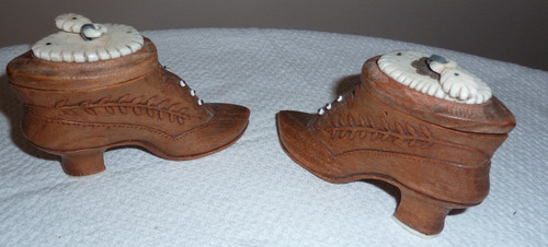 Chaussures bois sculpté - chaussures,
