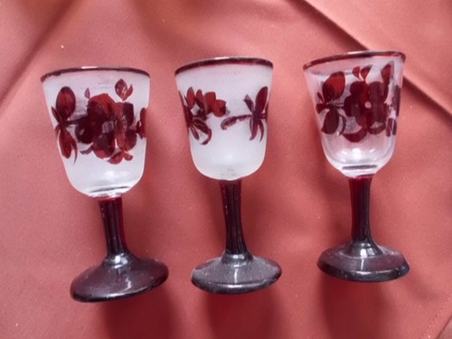 Petits verres liqueur - petits, à