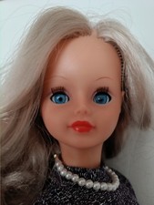 Poupée CATHIE / CATHY Bella -