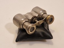 Curiosité - Paire de jumelles