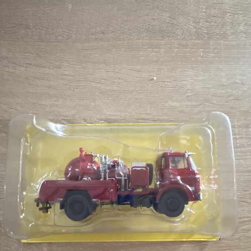 Berliet camion miniature rouge - camion,