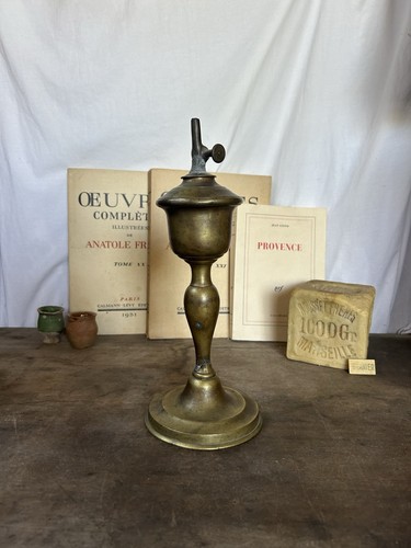 Lampe huile ancienne - lampe, cuivre